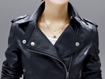 фото 3 Байкерская кожаная куртка маленькая